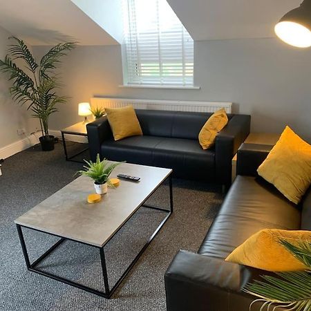 Fantastic Large 2 X Bedroom Flat, Free Parking Sale Eksteriør billede