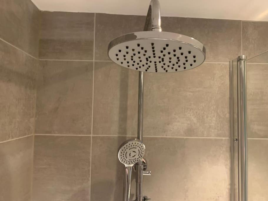 Fantastic Large 2 X Bedroom Flat, Free Parking Sale Eksteriør billede
