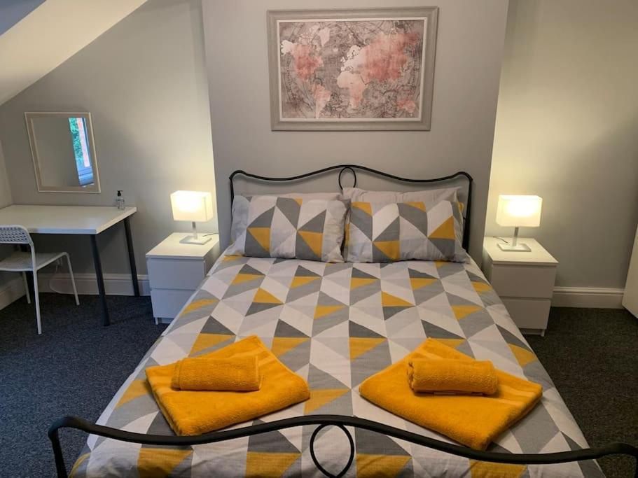 Fantastic Large 2 X Bedroom Flat, Free Parking Sale Eksteriør billede