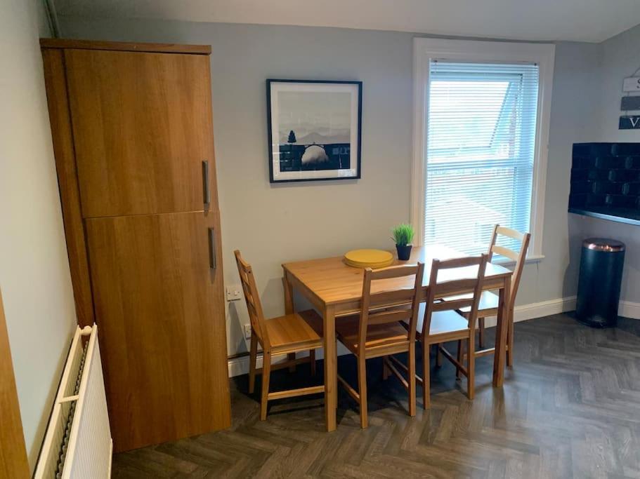 Fantastic Large 2 X Bedroom Flat, Free Parking Sale Eksteriør billede