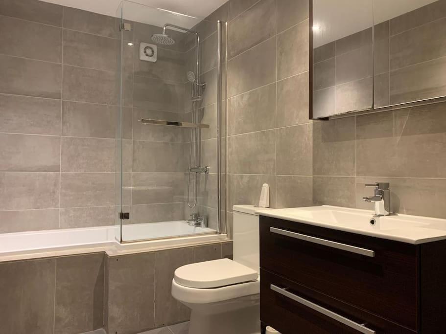 Fantastic Large 2 X Bedroom Flat, Free Parking Sale Eksteriør billede