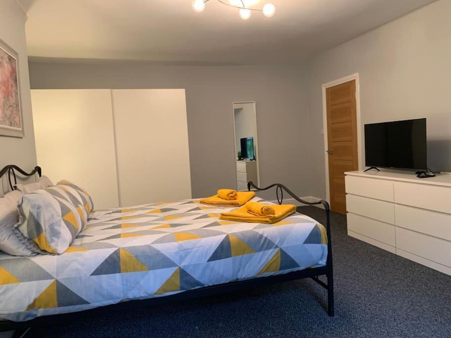 Fantastic Large 2 X Bedroom Flat, Free Parking Sale Eksteriør billede